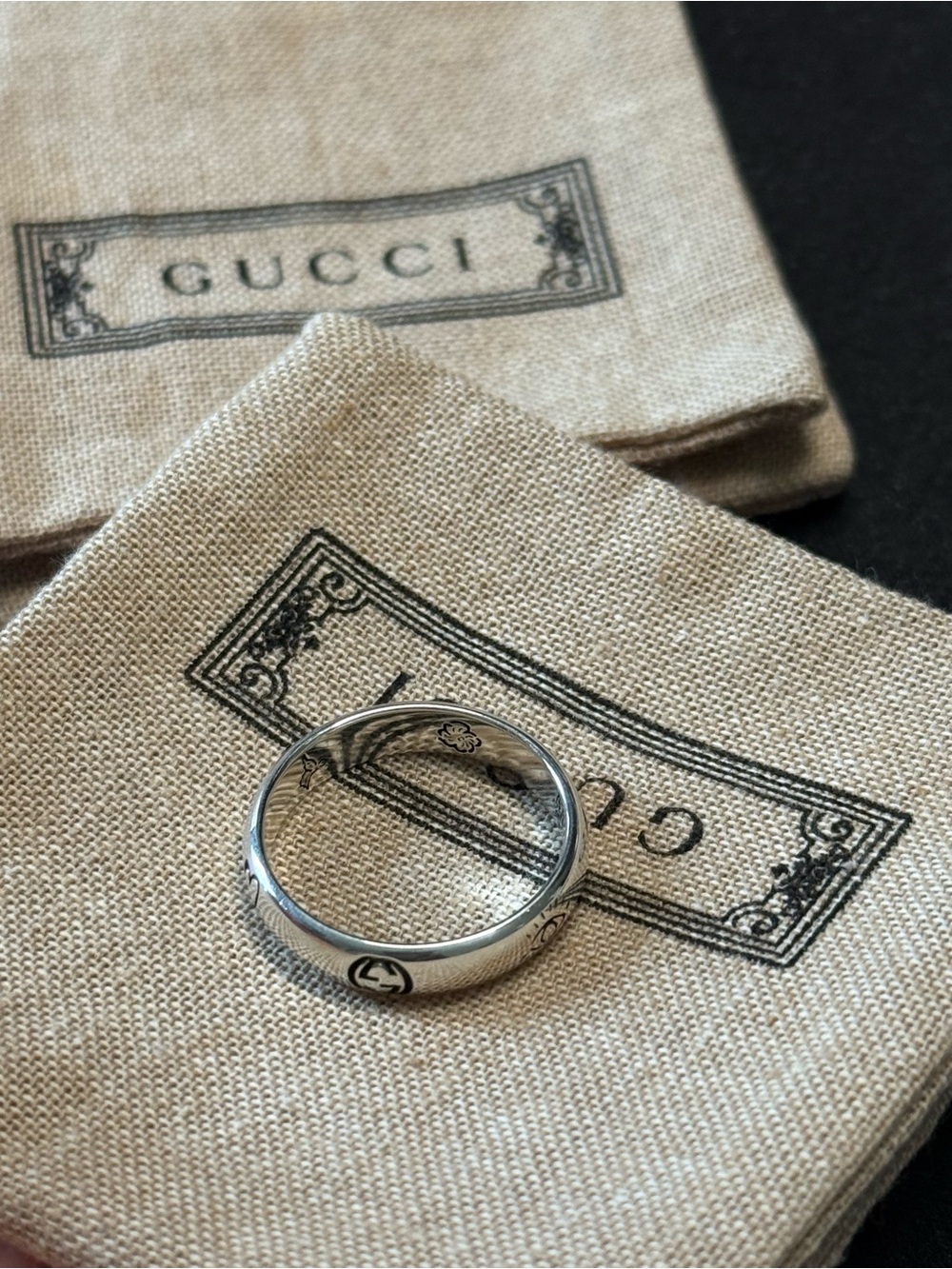 NWT Gucci Silver ‘Blind for Love’ Ring